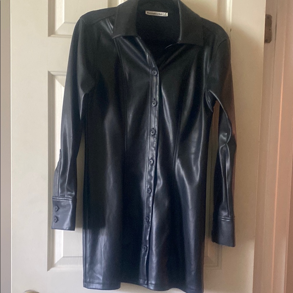 Abercrombie & Fitch Black Mini Dress Sleek Design